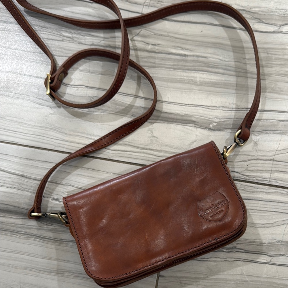 Corium Brown Leather Shoulder Bag